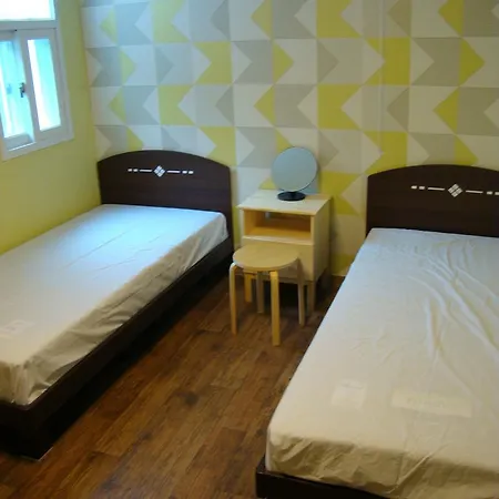 Cube Guesthouse